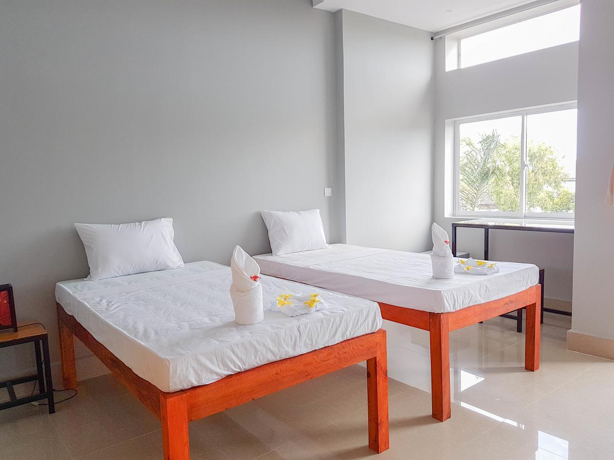 Two Moons Resort Кампот Экстерьер фото